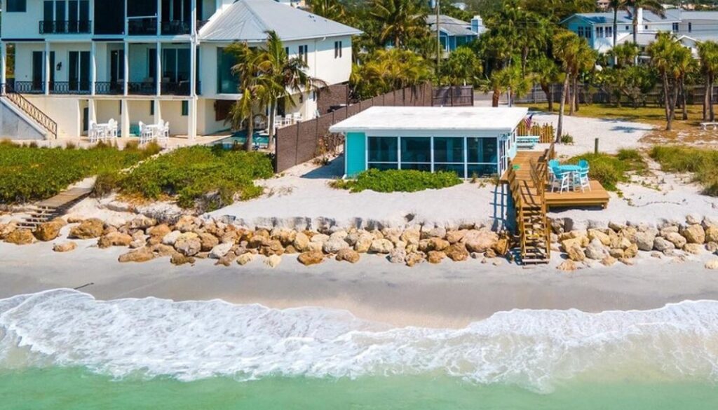 Top-Beach-Houses-for-Sale-in-Florida