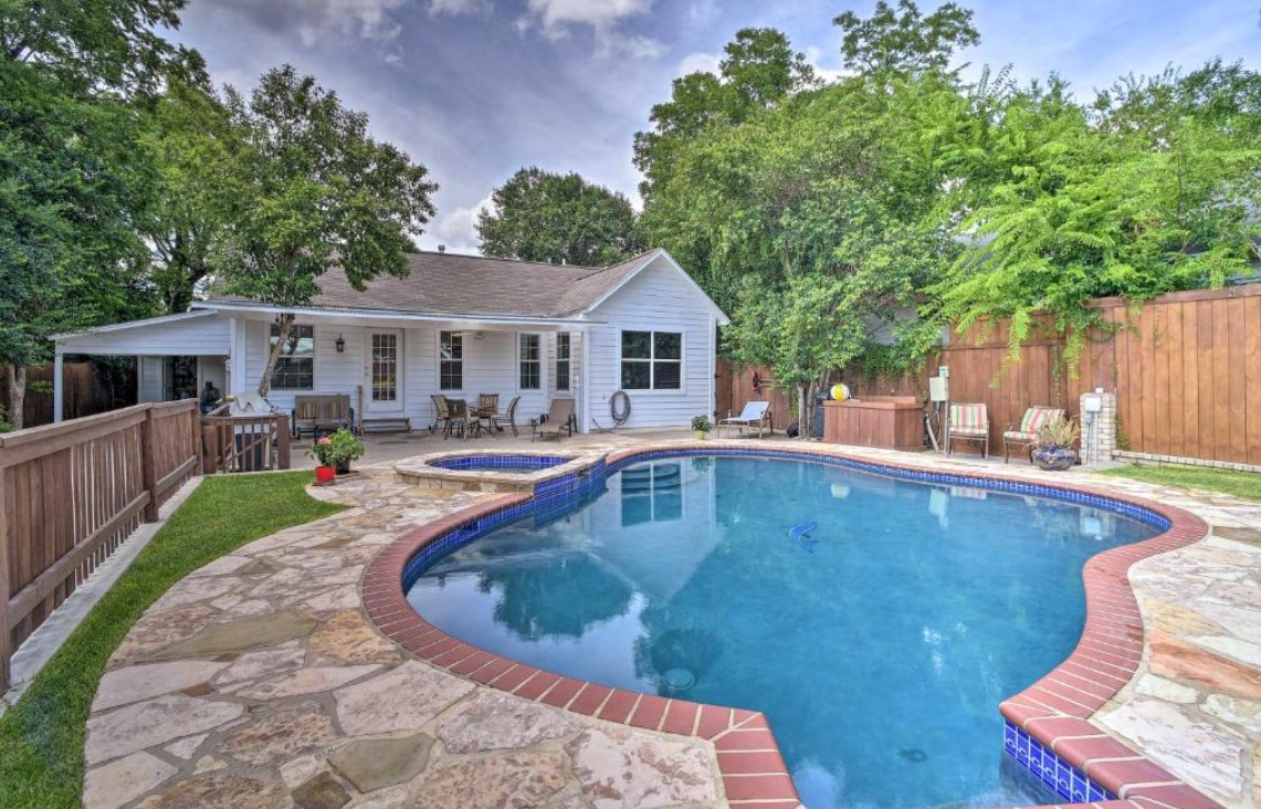 Why-Choose-a-House-in-San-Antonio-with-a-Pool