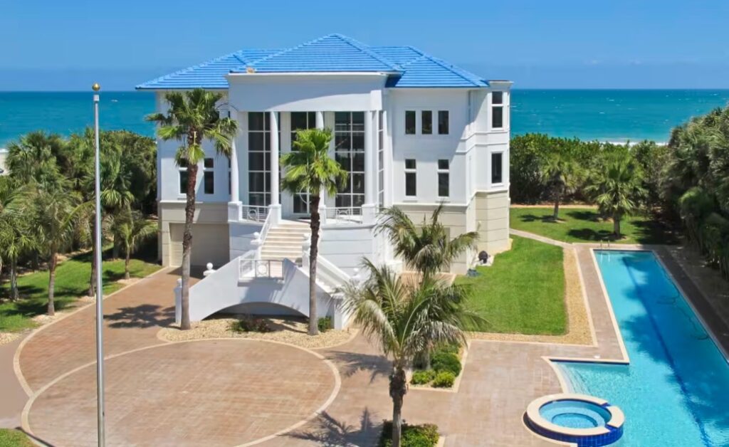 Why-Invest-in-a-Beach-Home-in-Florida